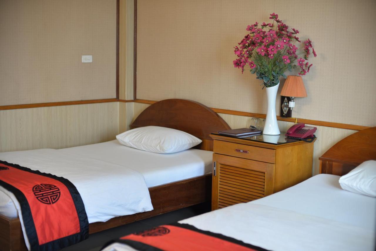 Valentine Hotel - Hong Ha - Hanoi — Photos 1